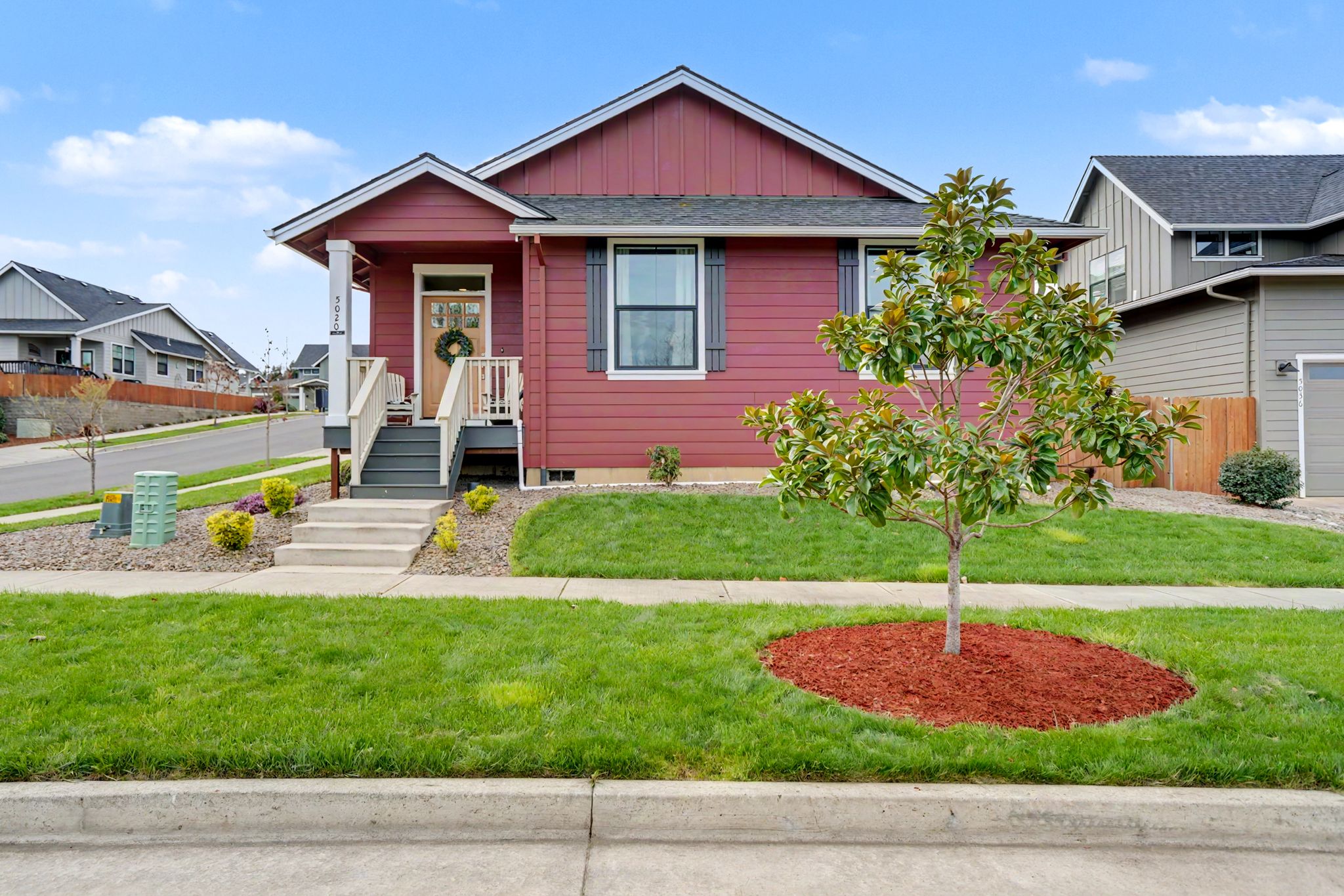 5020 SW Kara Corvallis OR 97333 red home on green grass
