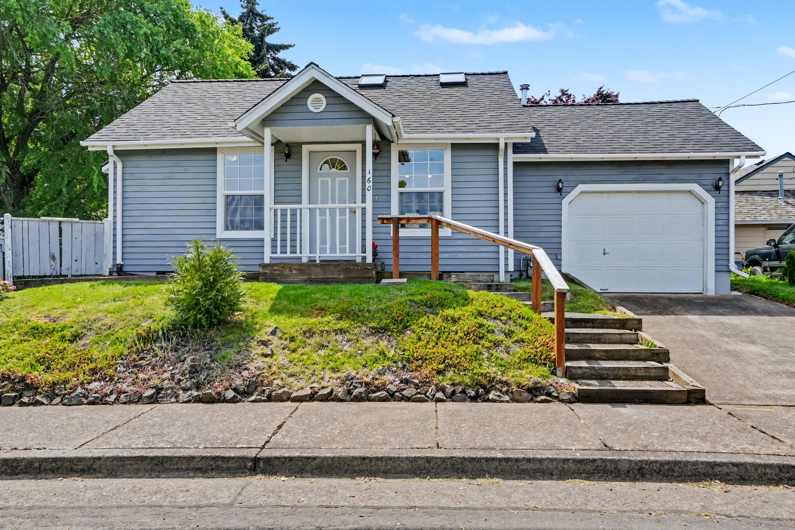 for sale 160 SE Mayberry Corvallis OR 97333